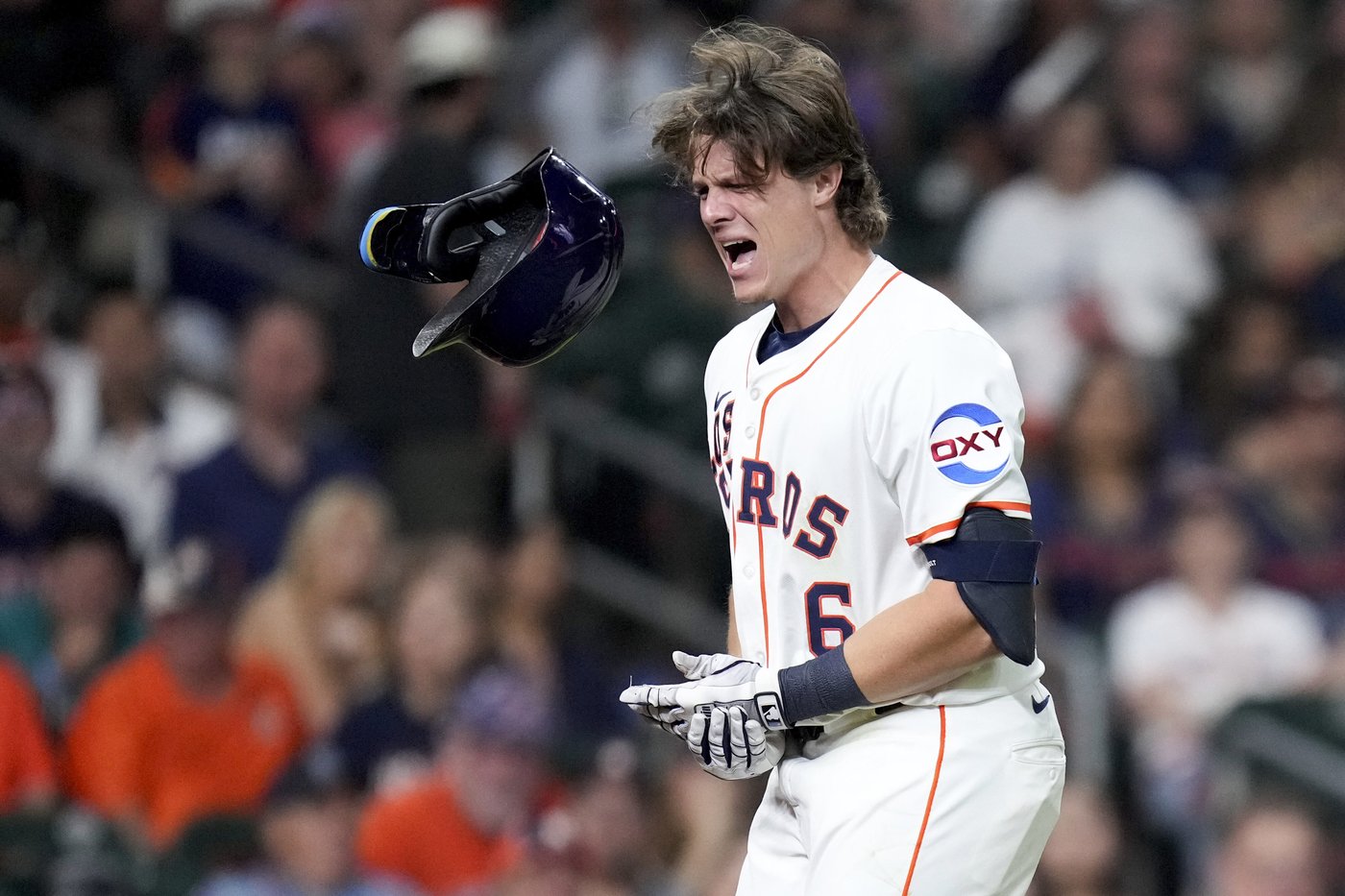 Cal Raleigh's record-breaking home run lifts Mariners over Astros for 6-4 win | iNFOnews.ca Cal Raleigh's record-breaking home run lifts Mariners over Astros for 6-4 win | iNFOnews.ca