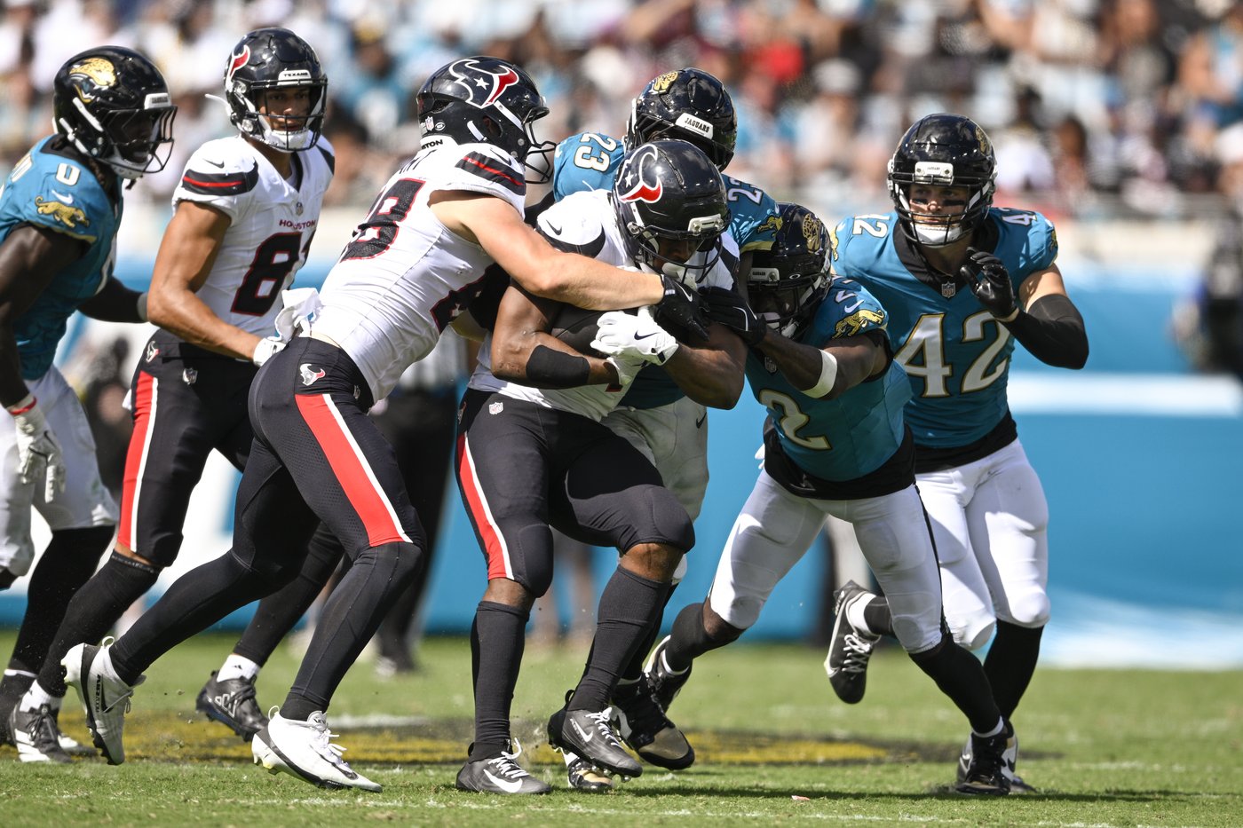 Jaguars defense is lean, mean and carrying the team to victories after woeful 2024 | iNFOnews.ca Jaguars defense is lean, mean and carrying the team to victories after woeful 2024 | iNFOnews.ca