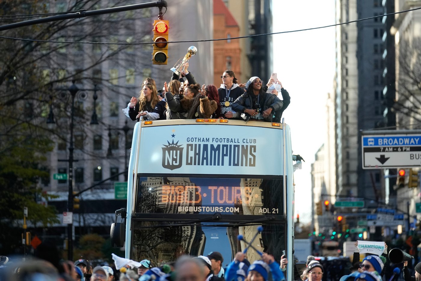 New York City honors Gotham FC's championship win with procession and key to the city | iNFOnews.ca