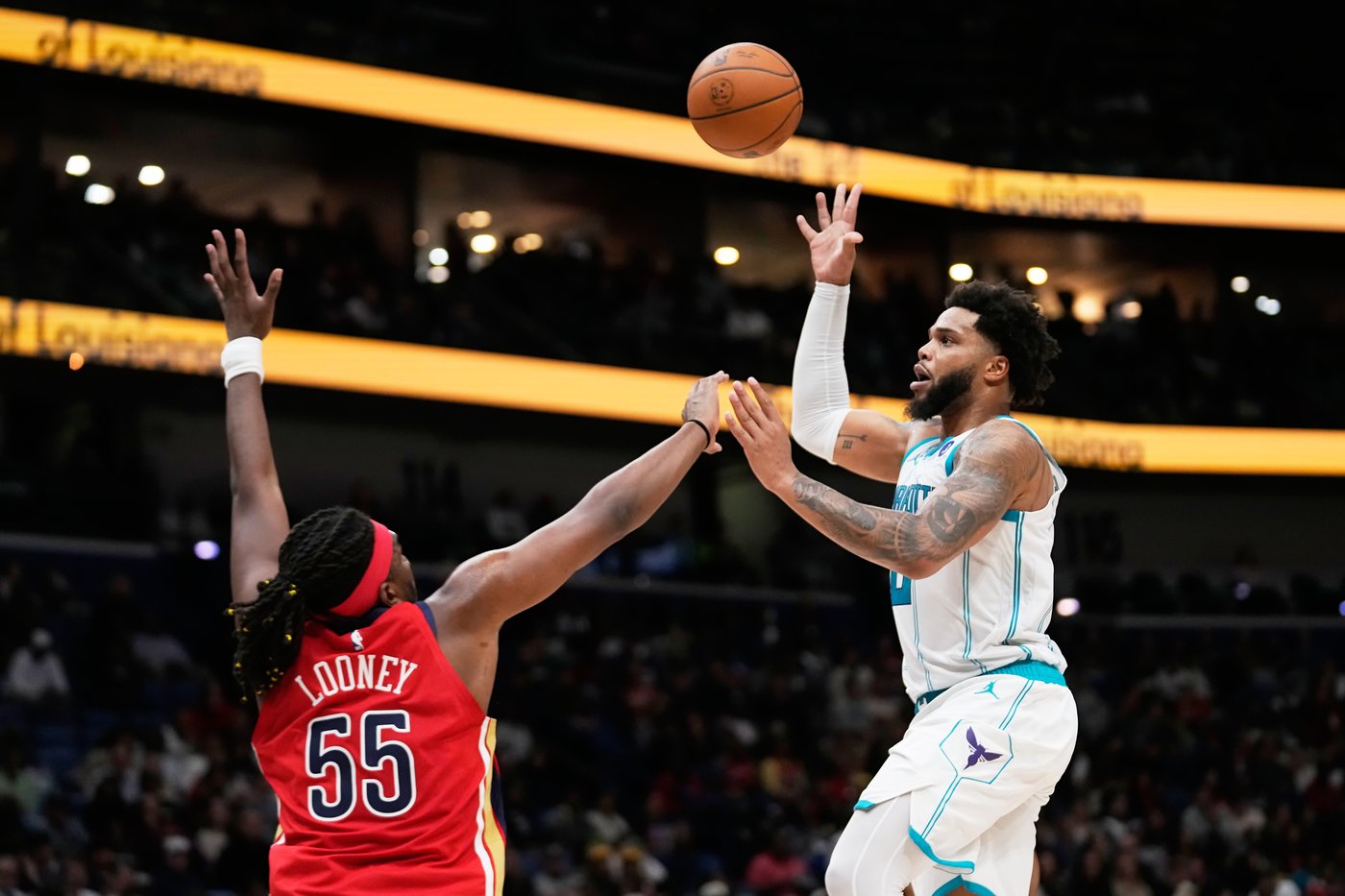 Alvarado's 3-pointer sends Pelicans past Hornets for their first win of the season | iNFOnews.ca Alvarado's 3-pointer sends Pelicans past Hornets for their first win of the season | iNFOnews.ca