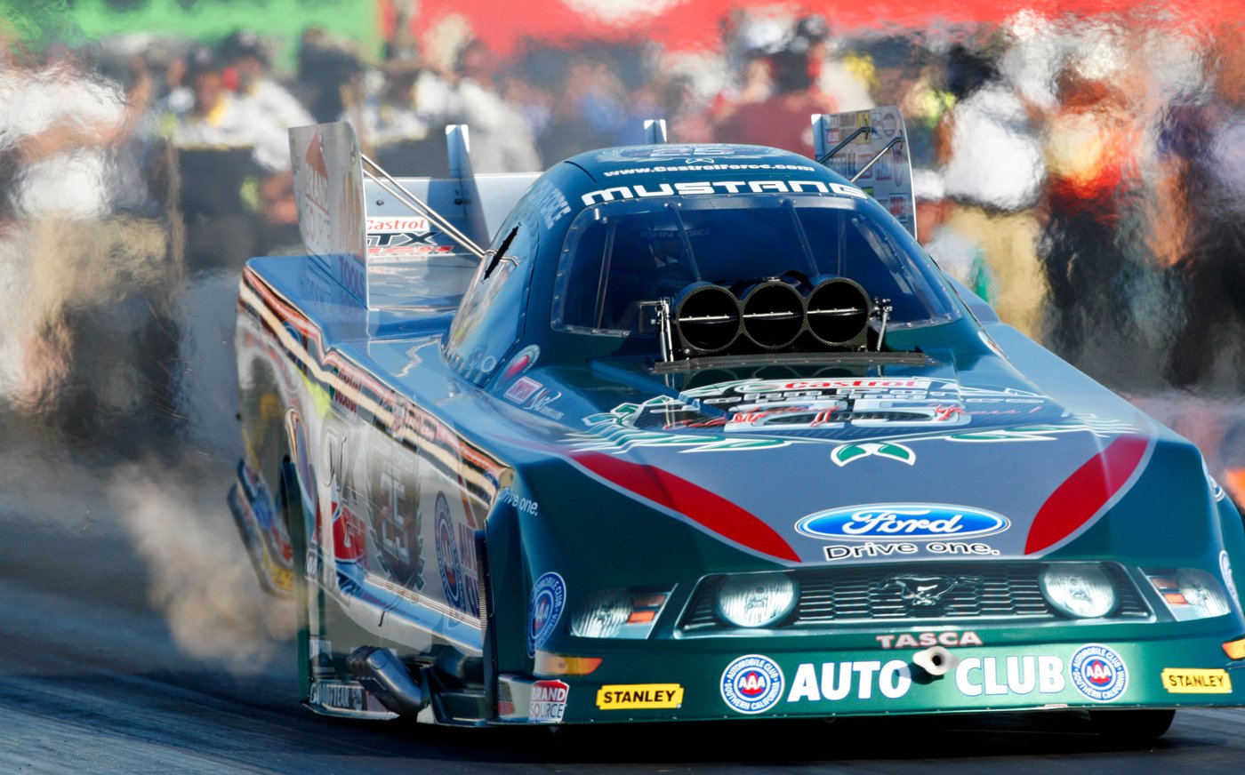 NHRA great John Force formally retires 17 months after traumatic brain injury | iNFOnews.ca