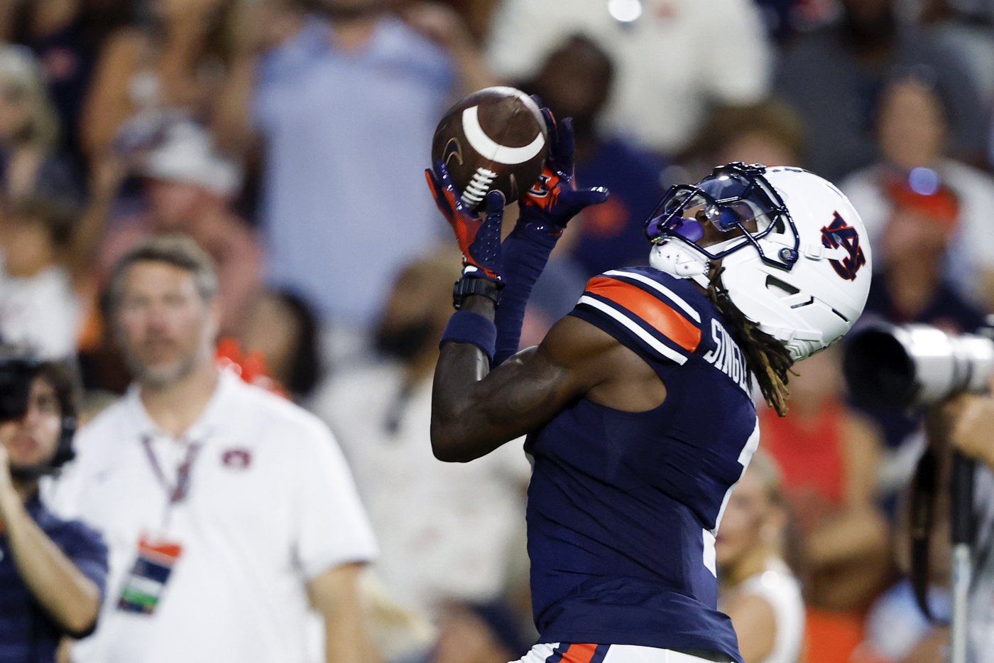 Jackson Arnold throws 3 TDs and Auburn overwhelms Ball State 42-3 in home opener | iNFOnews.ca Jackson Arnold throws 3 TDs and Auburn overwhelms Ball State 42-3 in home opener | iNFOnews.ca