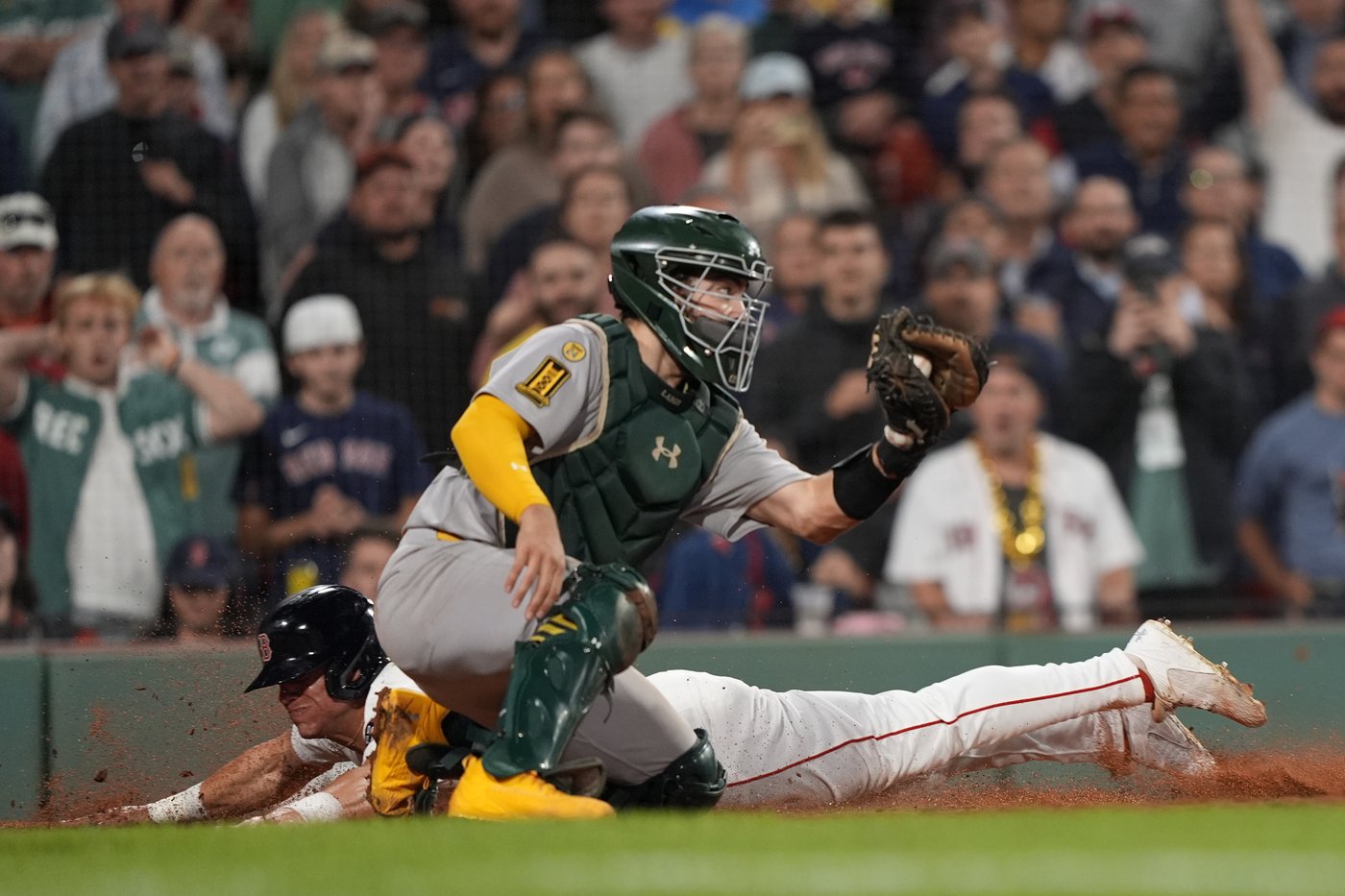 Red Sox edge Athletics 5-4 in 10 innings for 11th walk-off win of the year | iNFOnews.ca