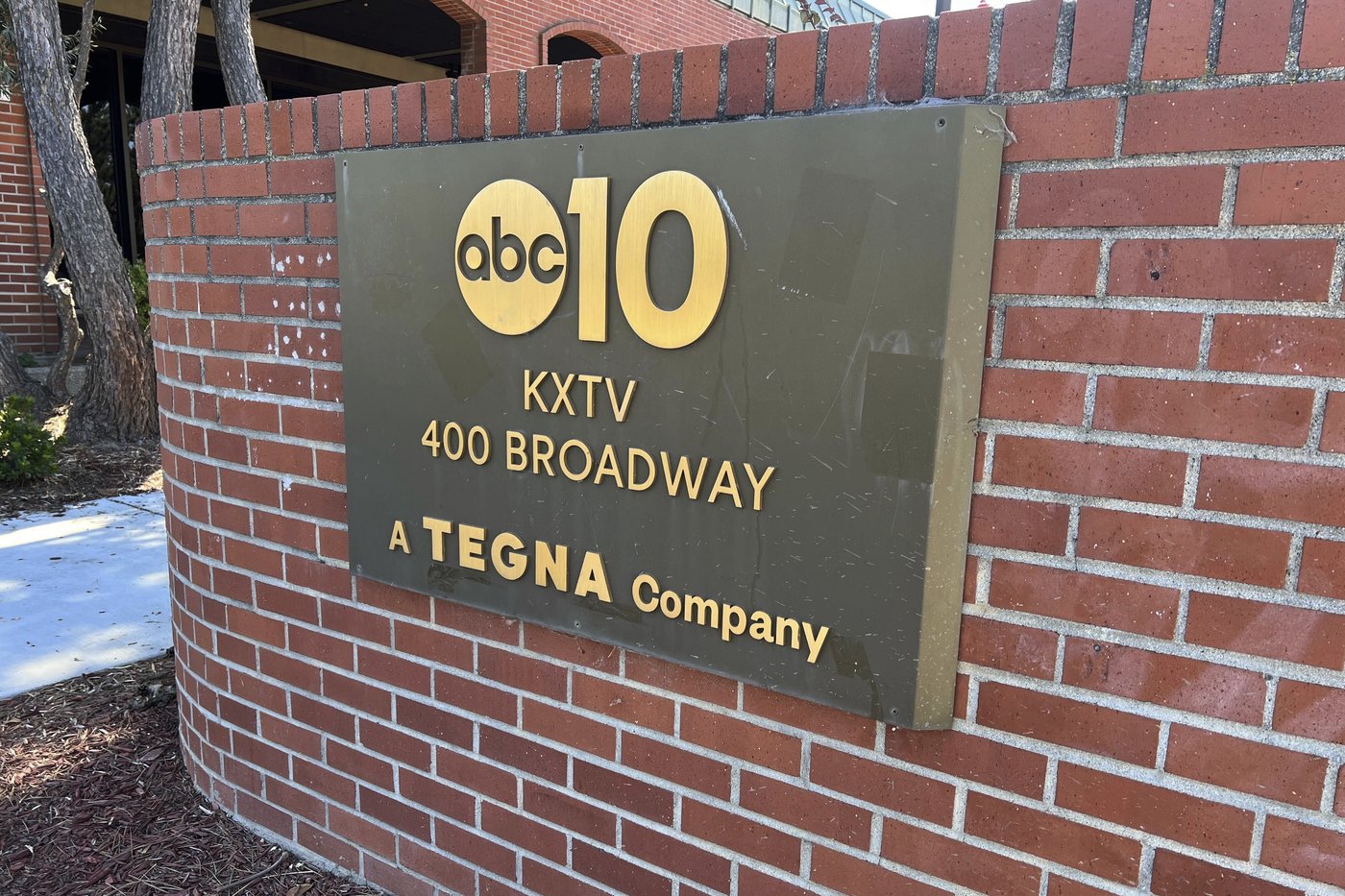 Man who fired a gun into ABC affiliate office had note to 'do the next scary thing,' prosecutors say | iNFOnews.ca