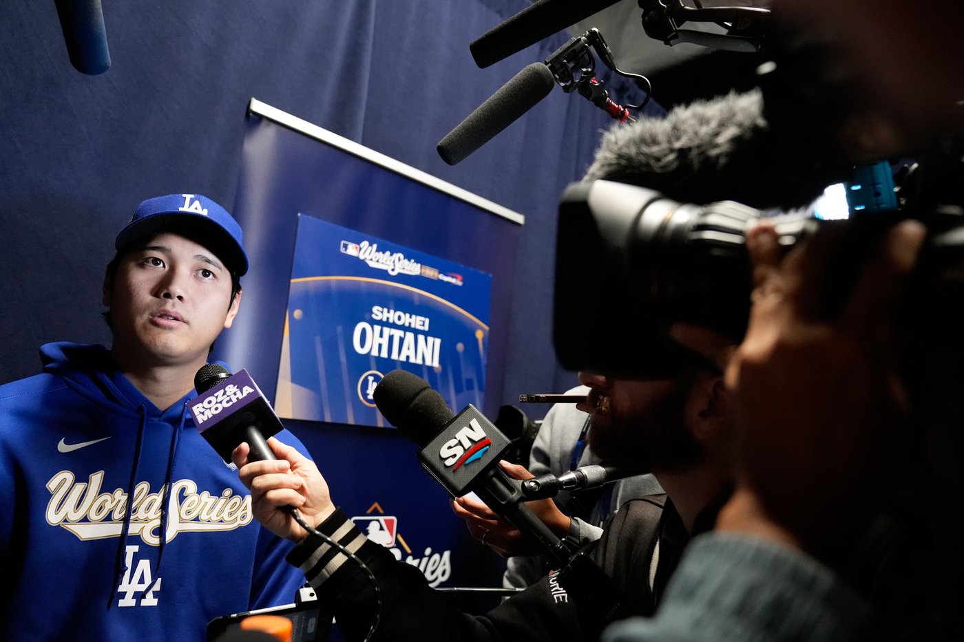 Blue Jays manager to Shohei Ohtani: We want our hat back - and your dog's jacket | iNFOnews.ca Blue Jays manager to Shohei Ohtani: We want our hat back - and your dog's jacket | iNFOnews.ca