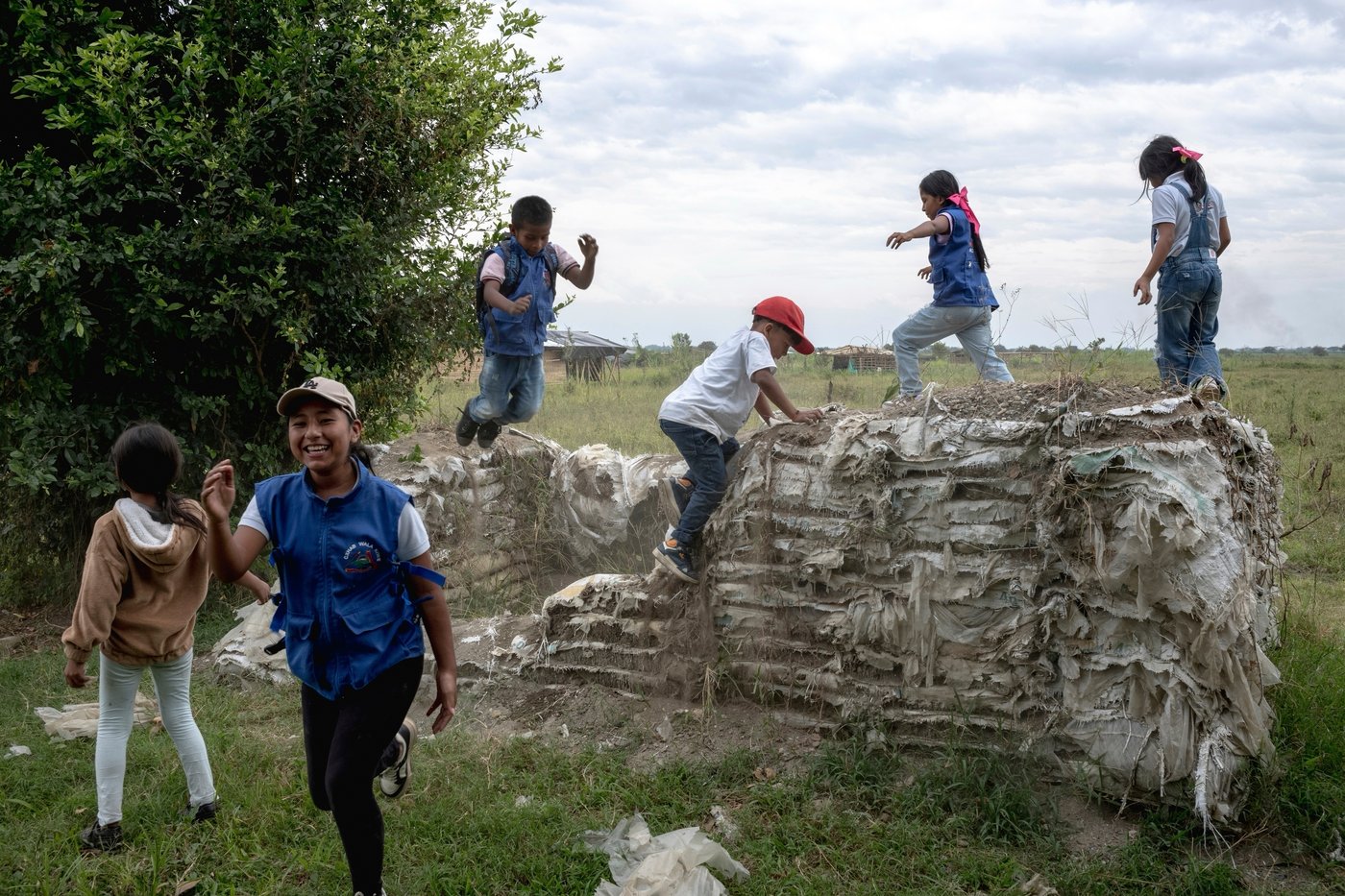 AP photographers capture destruction, heartache and resilience as climate change advanced in 2025 | iNFOnews.ca AP photographers capture destruction, heartache and resilience as climate change advanced in 2025 | iNFOnews.ca