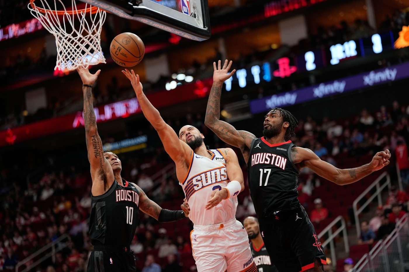 Durant's 3-pointer in final seconds gives Rockets 100-97 win over the Suns | iNFOnews.ca