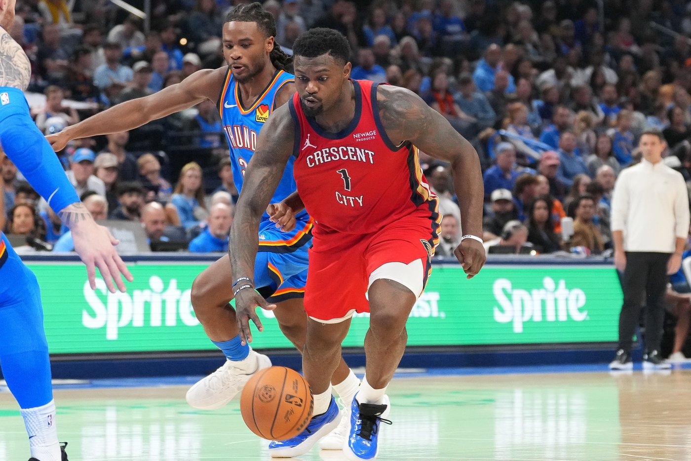 Zion Williamson out at least a week with a strained left hamstring, his latest injury trouble | iNFOnews.ca Zion Williamson out at least a week with a strained left hamstring, his latest injury trouble | iNFOnews.ca