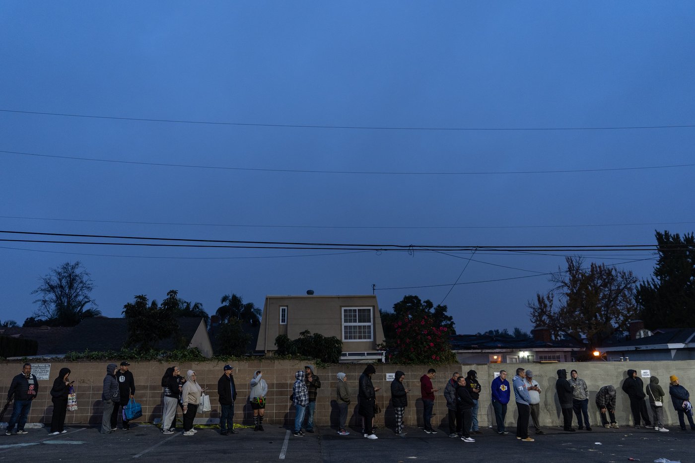 Families wait in line for hours to buy masa for Christmas tamales at beloved LA grocer | iNFOnews.ca