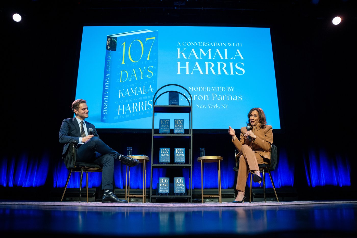 Harris faces protesters, condemns Israel's war in Gaza on first night of book tour | iNFOnews.ca