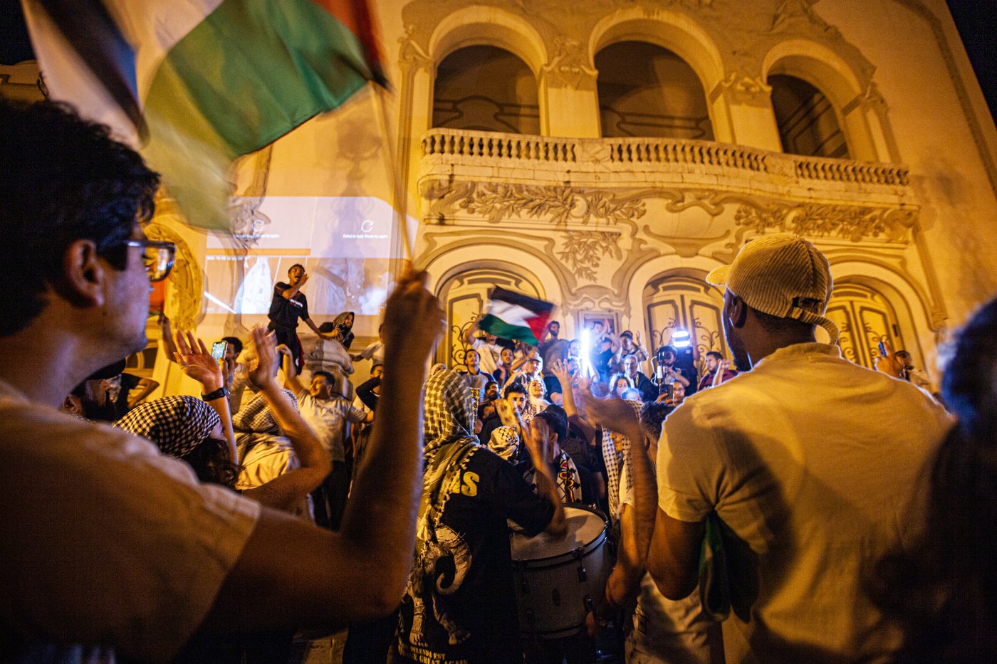Photos show widespread protests after Israeli forces intercept Gaza-bound flotilla | iNFOnews.ca