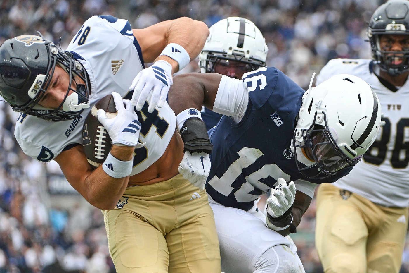 Allar throws for 200 yards and 2 TDs as No. 2 Penn State overcomes slow start in 34-0 win over FIU | iNFOnews.ca Allar throws for 200 yards and 2 TDs as No. 2 Penn State overcomes slow start in 34-0 win over FIU | iNFOnews.ca