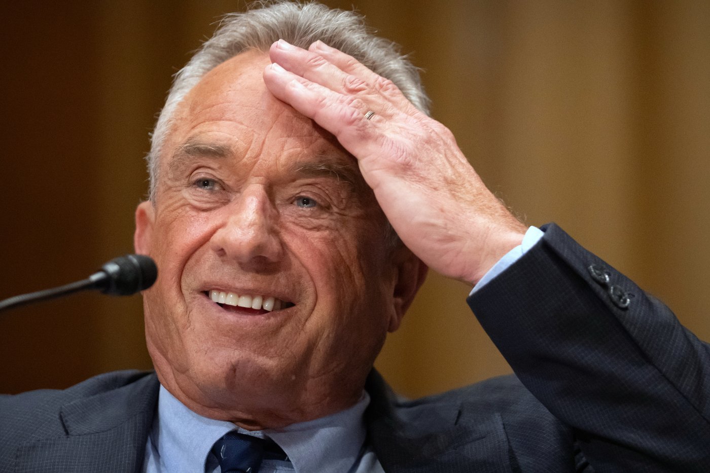 Photos from a fiery 3-hour Senate hearing with Robert F. Kennedy Jr. | iNFOnews.ca