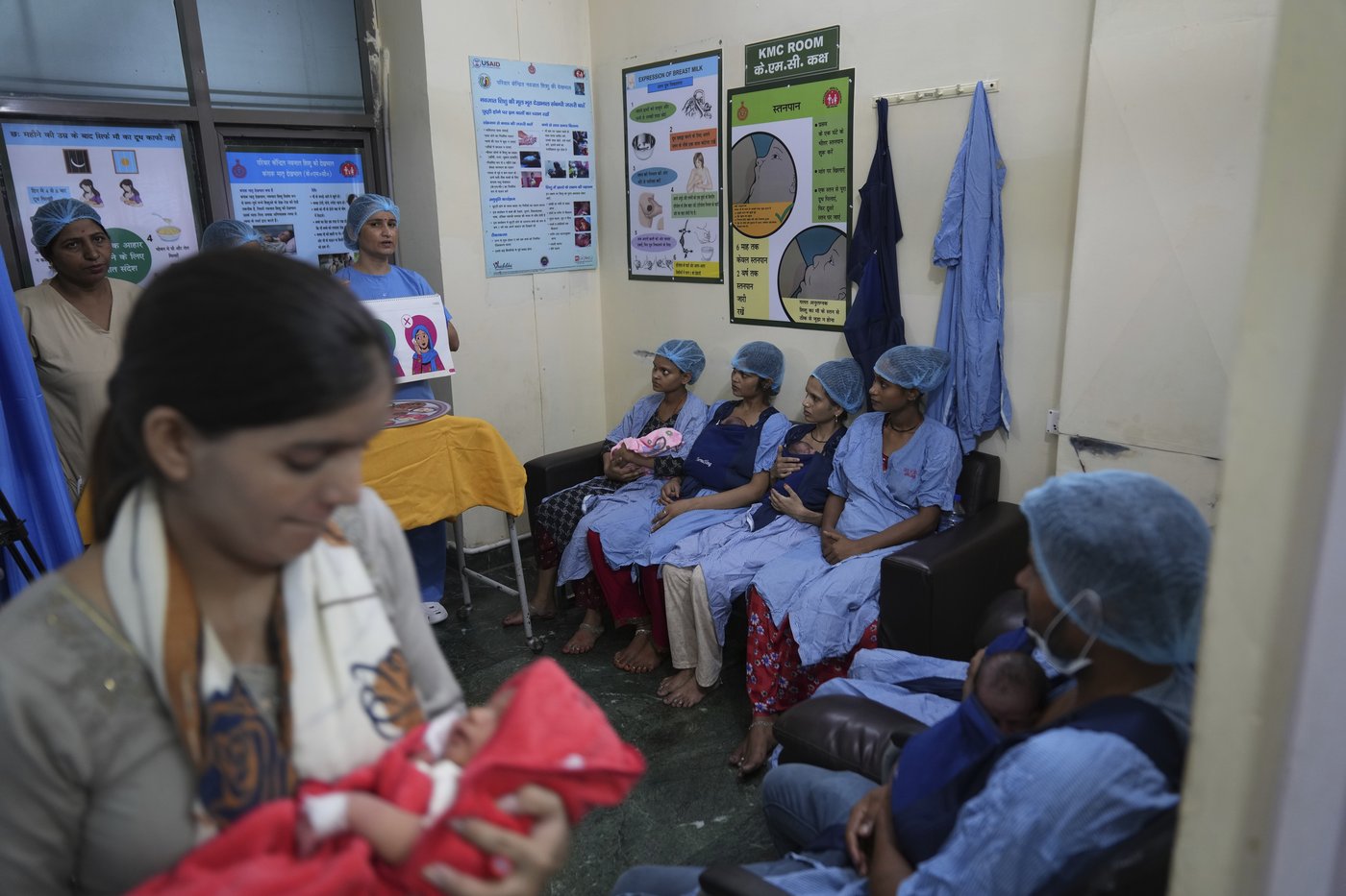 PHOTO ESSAY: Newborn caregiving programs help ease parenting in India | iNFOnews.ca
