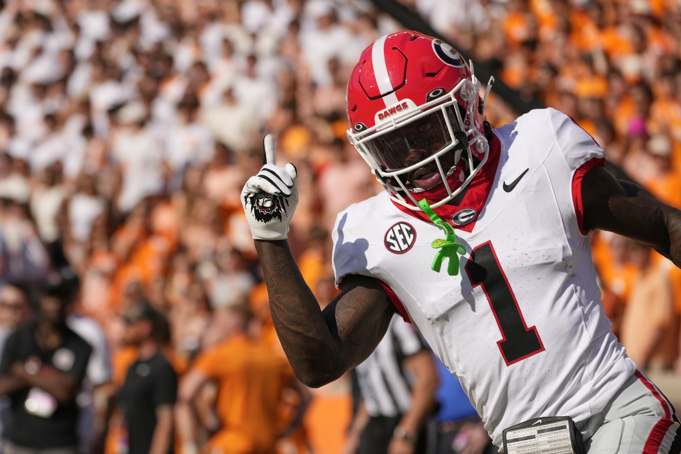 Zachariah Branch's explosive play leads Georgia to first SEC win; Alabama lies ahead | iNFOnews.ca