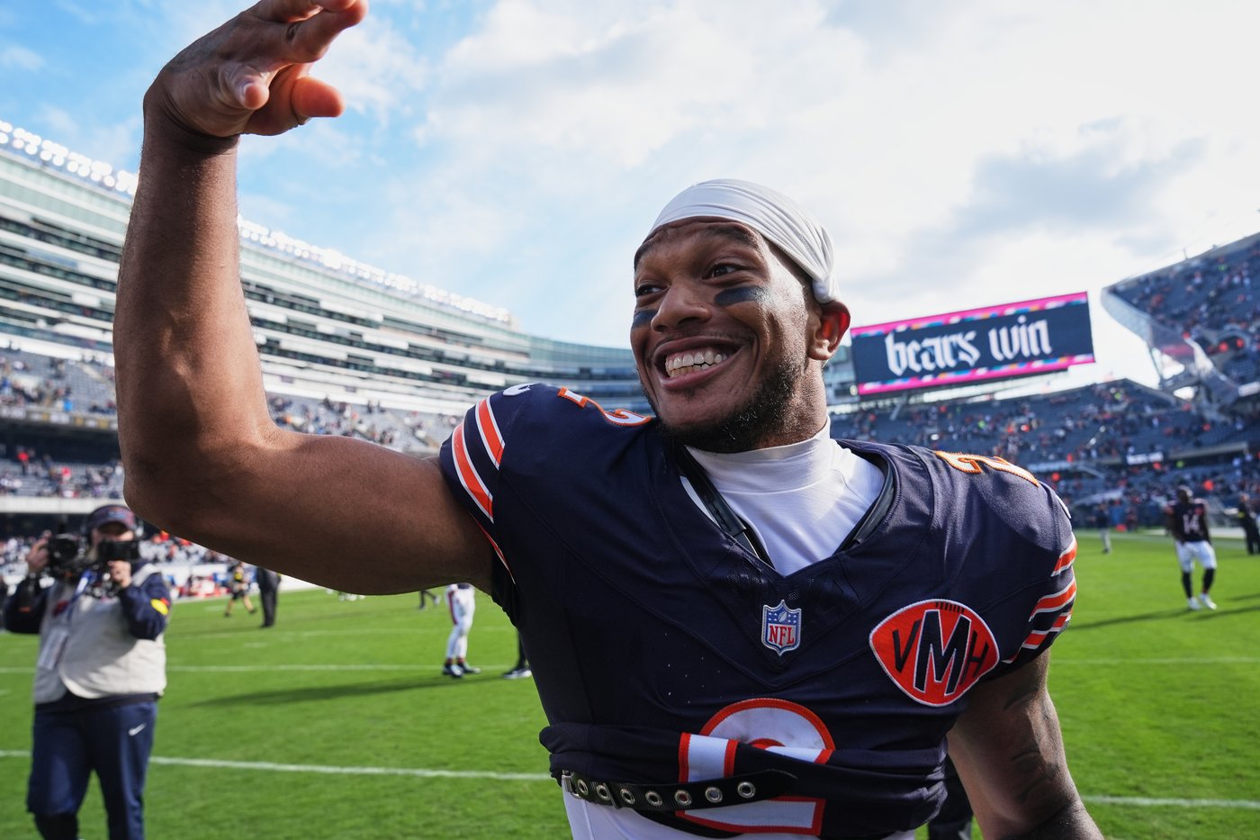 Allen's defense dominates against former team as Bears beat Saints 26-14 for 4th straight win | iNFOnews.ca Allen's defense dominates against former team as Bears beat Saints 26-14 for 4th straight win | iNFOnews.ca