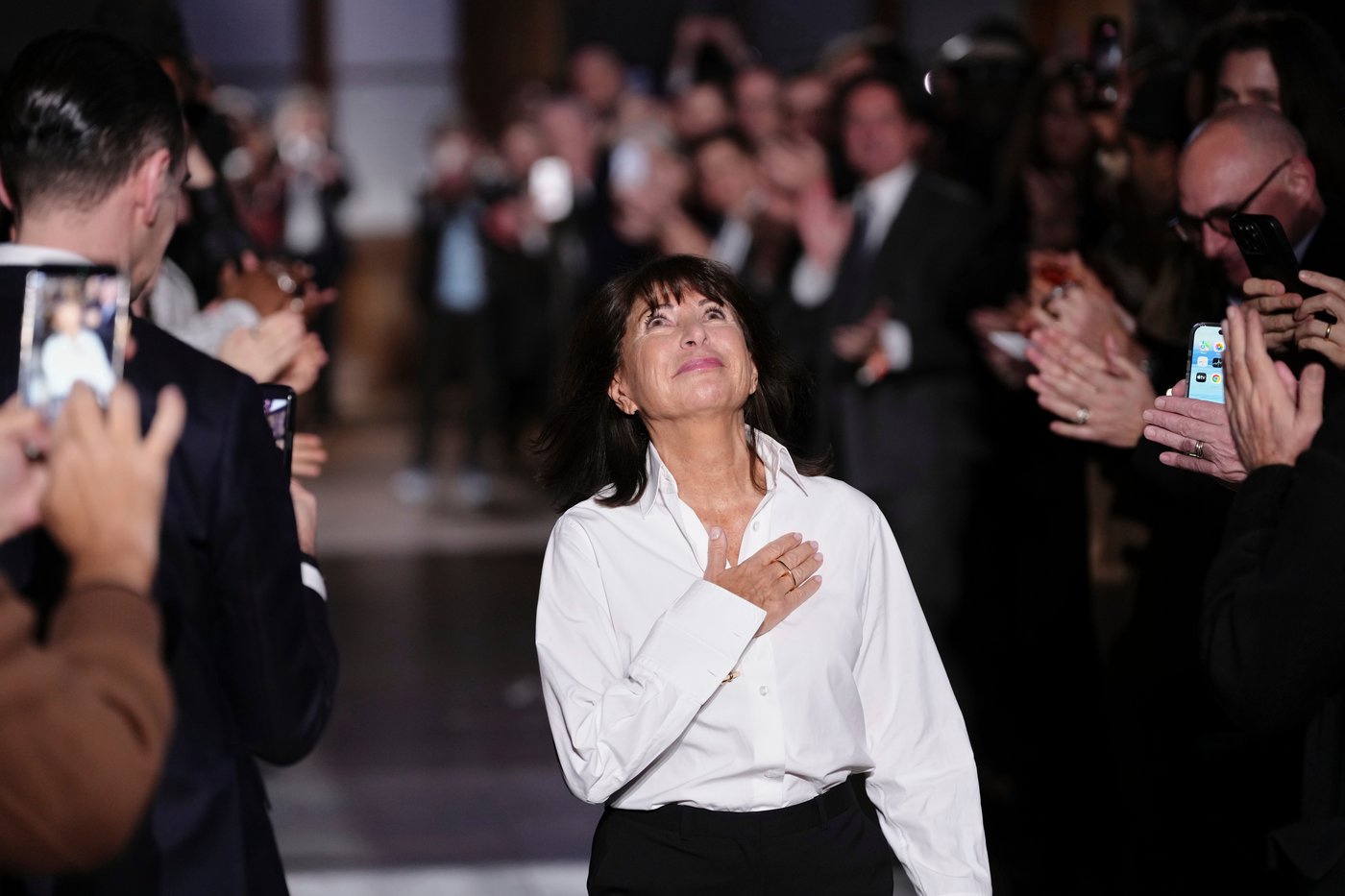 Hermès menswear designer Nichanian takes final bow after 37 years | iNFOnews.ca Hermès menswear designer Nichanian takes final bow after 37 years | iNFOnews.ca