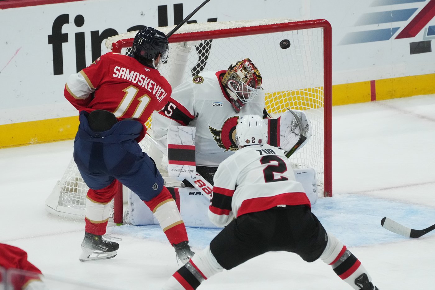 Panthers beat Senators to remain unbeaten, roll to 6-2 victory for 3-0-0 start | iNFOnews.ca
