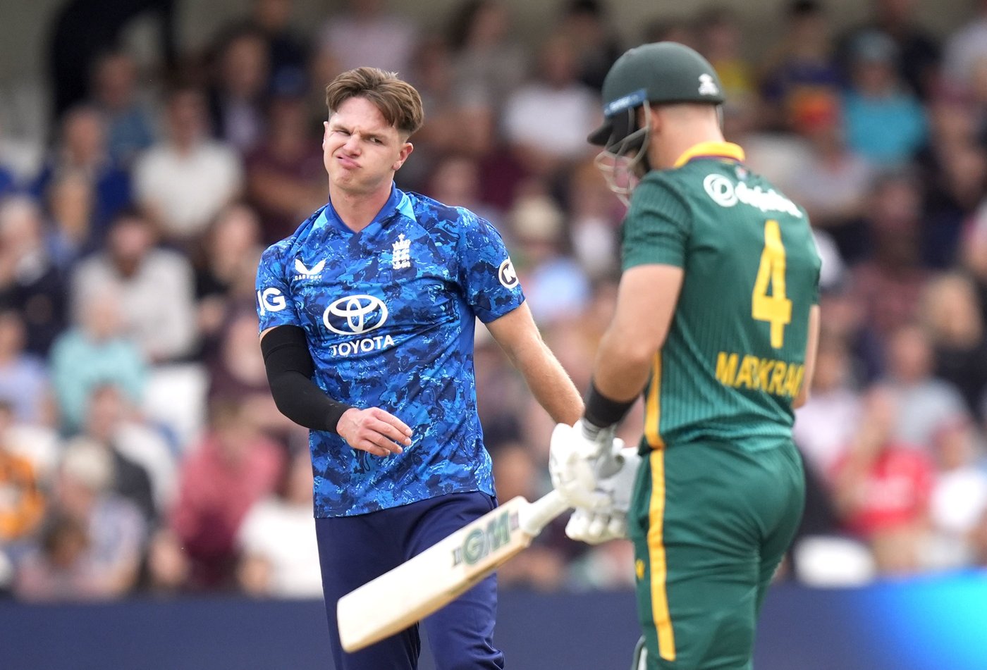 England wins toss, bowling first and drops Baker for 2nd ODI against South Africa | iNFOnews.ca England wins toss, bowling first and drops Baker for 2nd ODI against South Africa | iNFOnews.ca