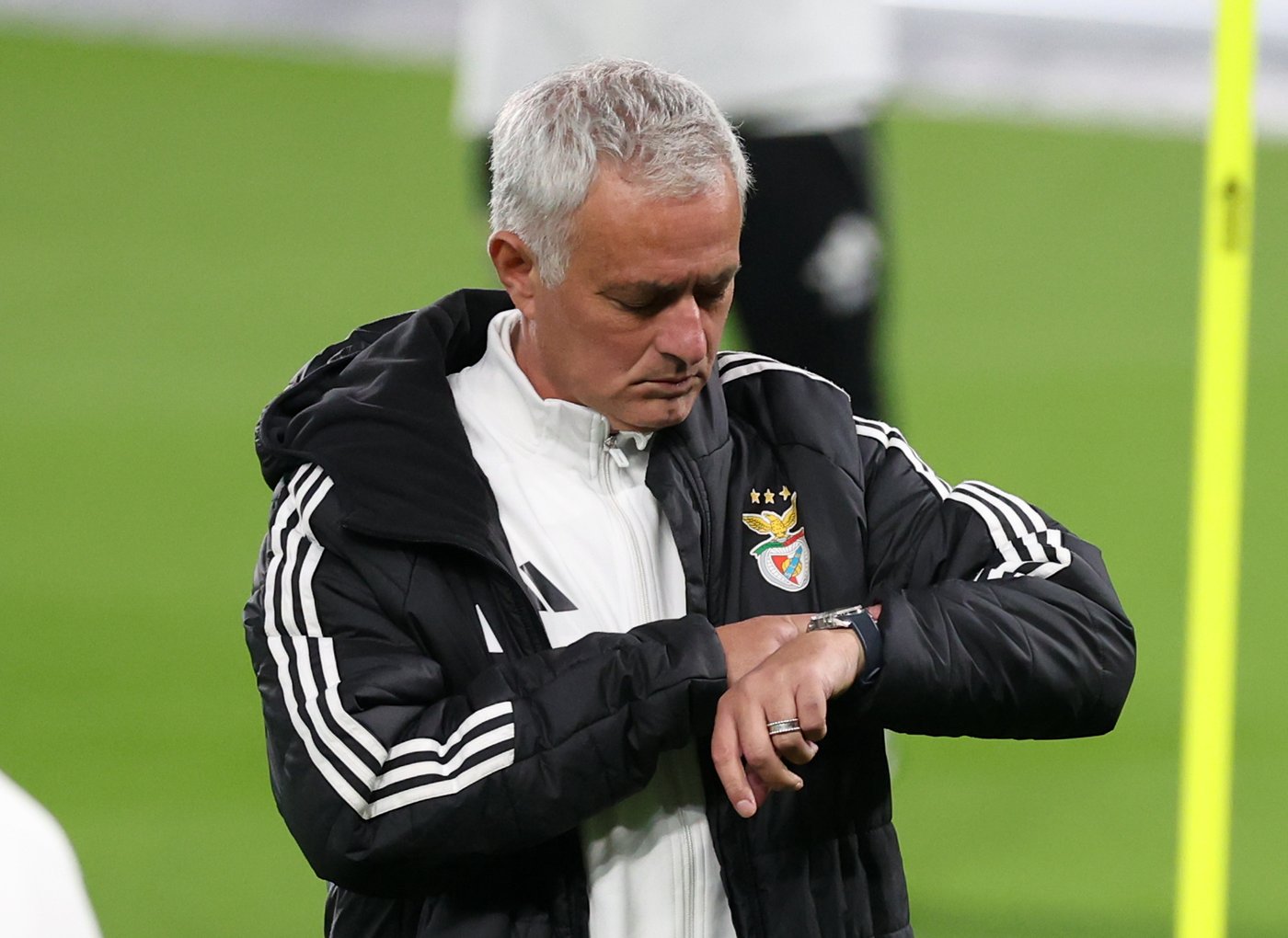 Mourinho 'will always be a Blue' as he returns to Chelsea with new club Benfica | iNFOnews.ca