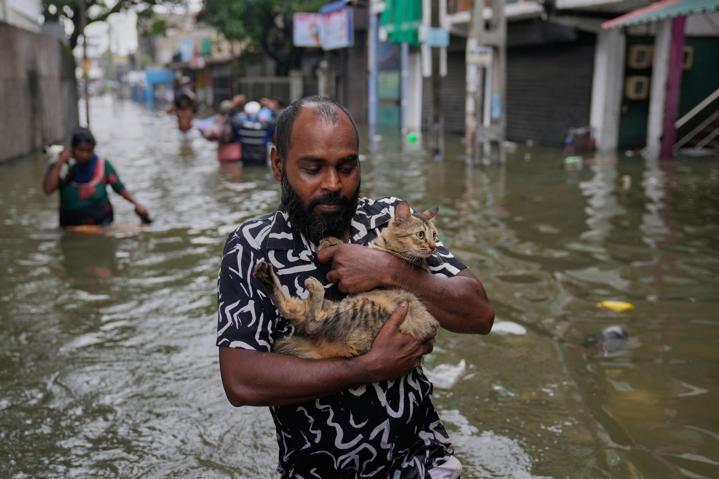 Death toll from floods and mudslides in Sri Lanka rises to 132, with 176 people still missing | iNFOnews.ca