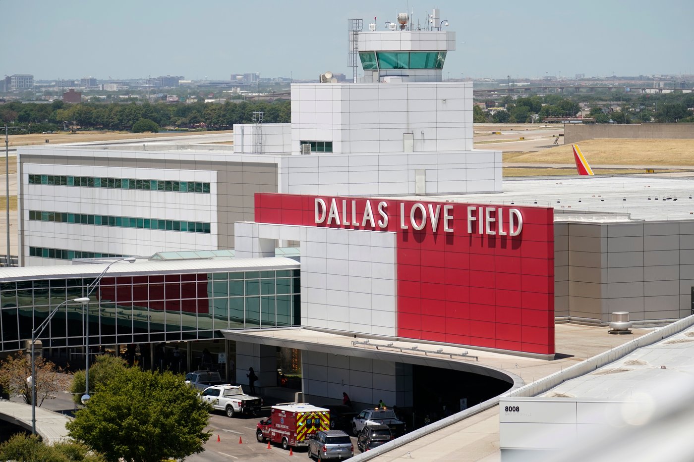 Telecommunication equipment issue causes flight delays at Dallas airports, FAA says | iNFOnews.ca Telecommunication equipment issue causes flight delays at Dallas airports, FAA says | iNFOnews.ca