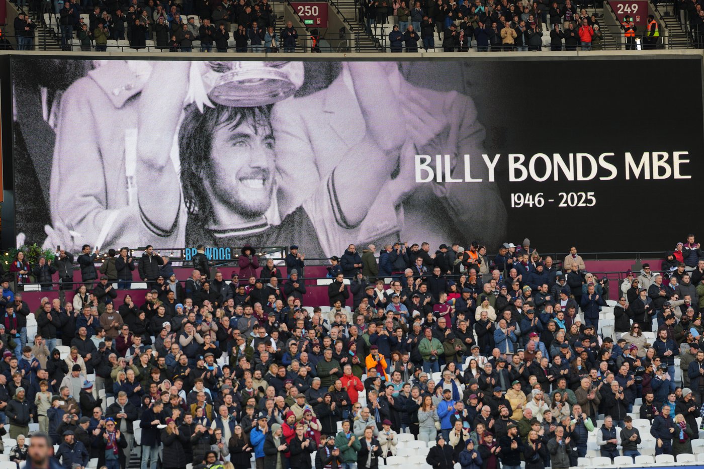 West Ham great Billy Bonds dies at 79 | iNFOnews.ca