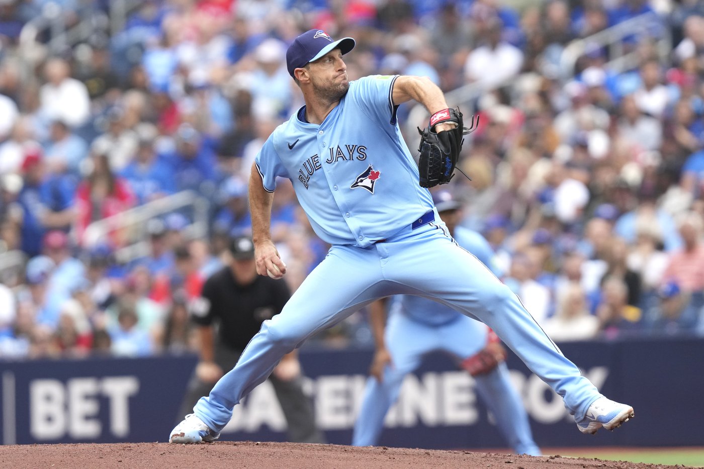 Alejandro Kirk's ninth-inning sacrifice fly lifts Blue Jays over Orioles 5-4 | iNFOnews.ca Alejandro Kirk's ninth-inning sacrifice fly lifts Blue Jays over Orioles 5-4 | iNFOnews.ca