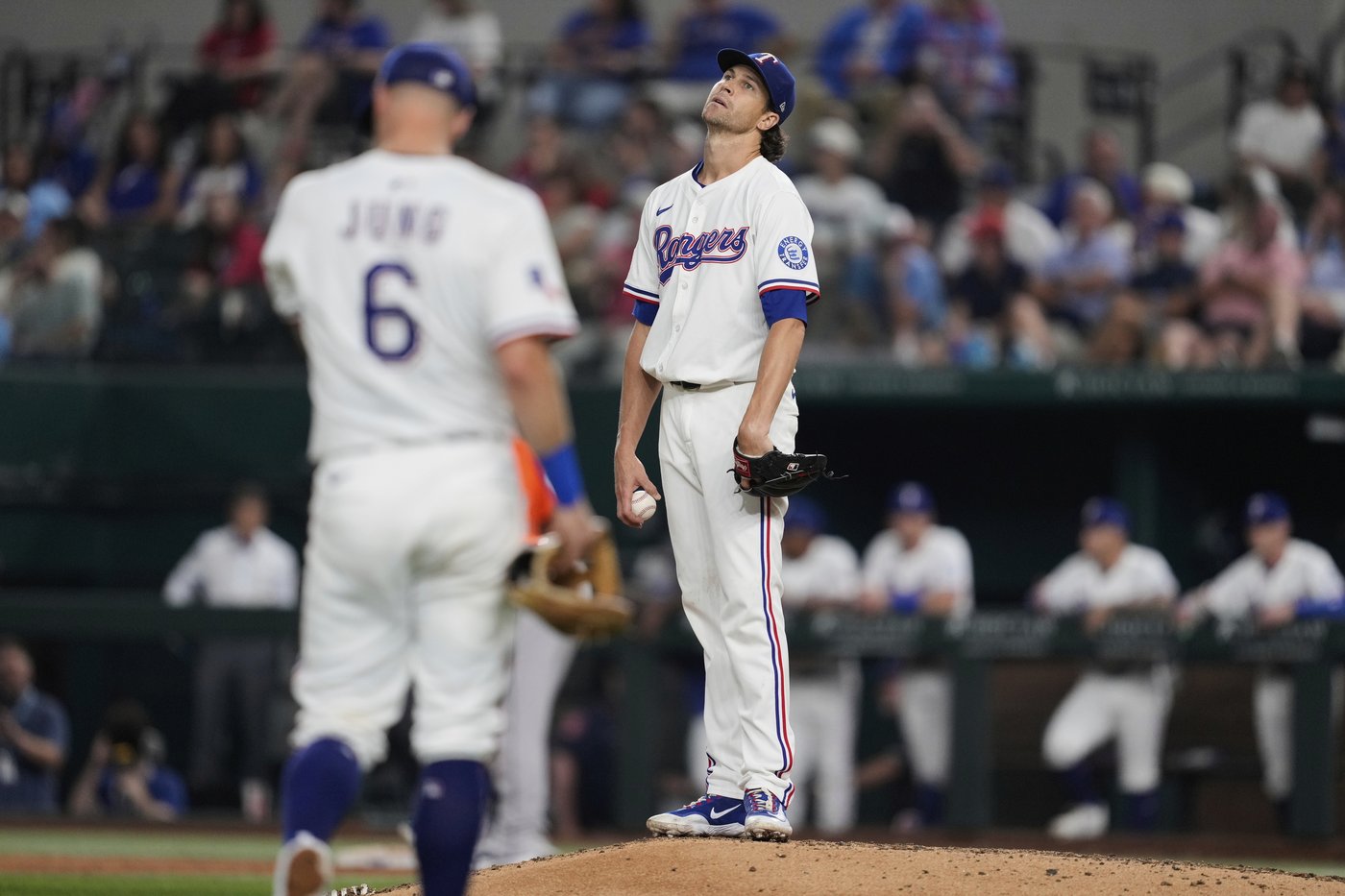 Hunter Brown outduels Jacob deGrom as Astros rout Rangers 11-0 | iNFOnews.ca