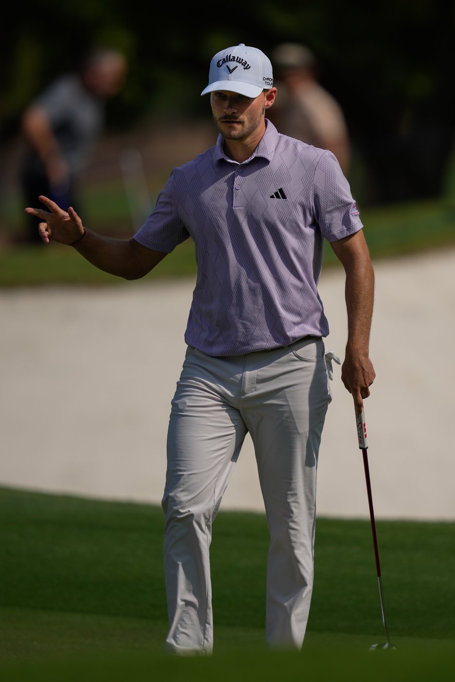 Hojgaard leads World Tour Championship with McIlroy among Ryder Cup stars in pursuit | iNFOnews.ca