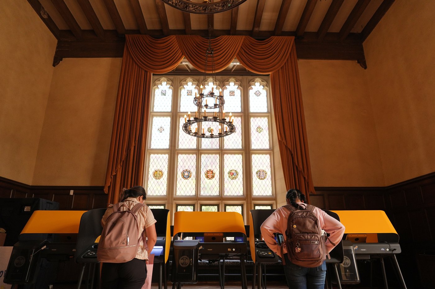 Big changes to the agency charged with securing elections lead to midterm worries | iNFOnews.ca