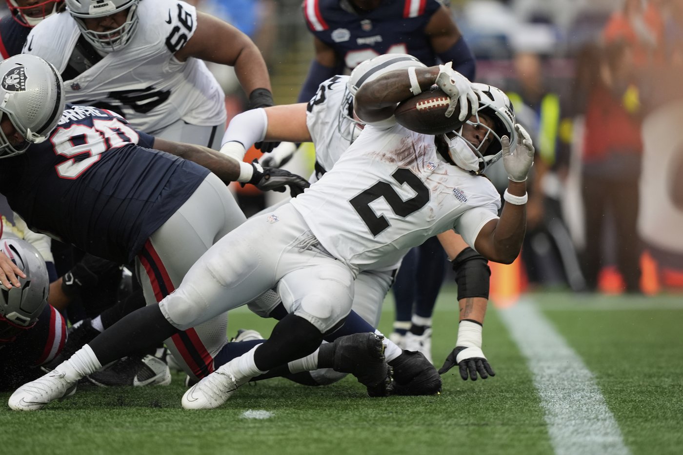 Geno Smith passes for 362 yards and a TD in Raiders debut as Vegas thwarts Patriots 20-13 | iNFOnews.ca Geno Smith passes for 362 yards and a TD in Raiders debut as Vegas thwarts Patriots 20-13 | iNFOnews.ca