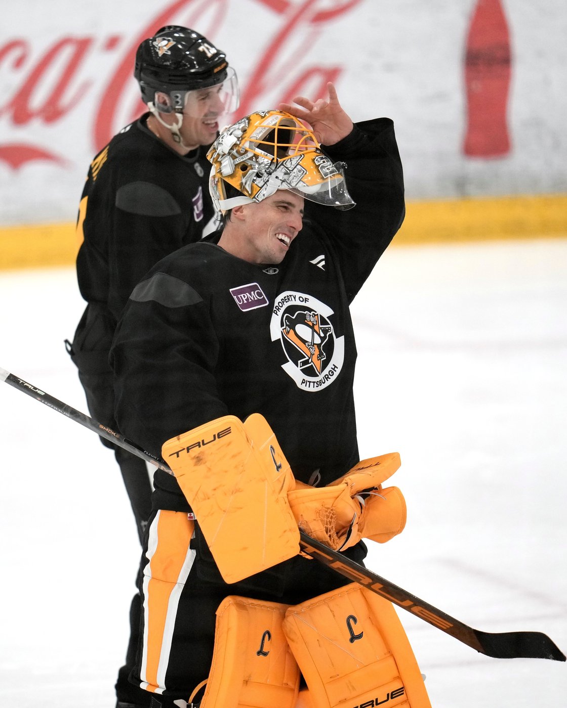'Flower' blooms one last time in Pittsburgh as Marc-Andre Fleury takes a final bow for the Penguins | iNFOnews.ca