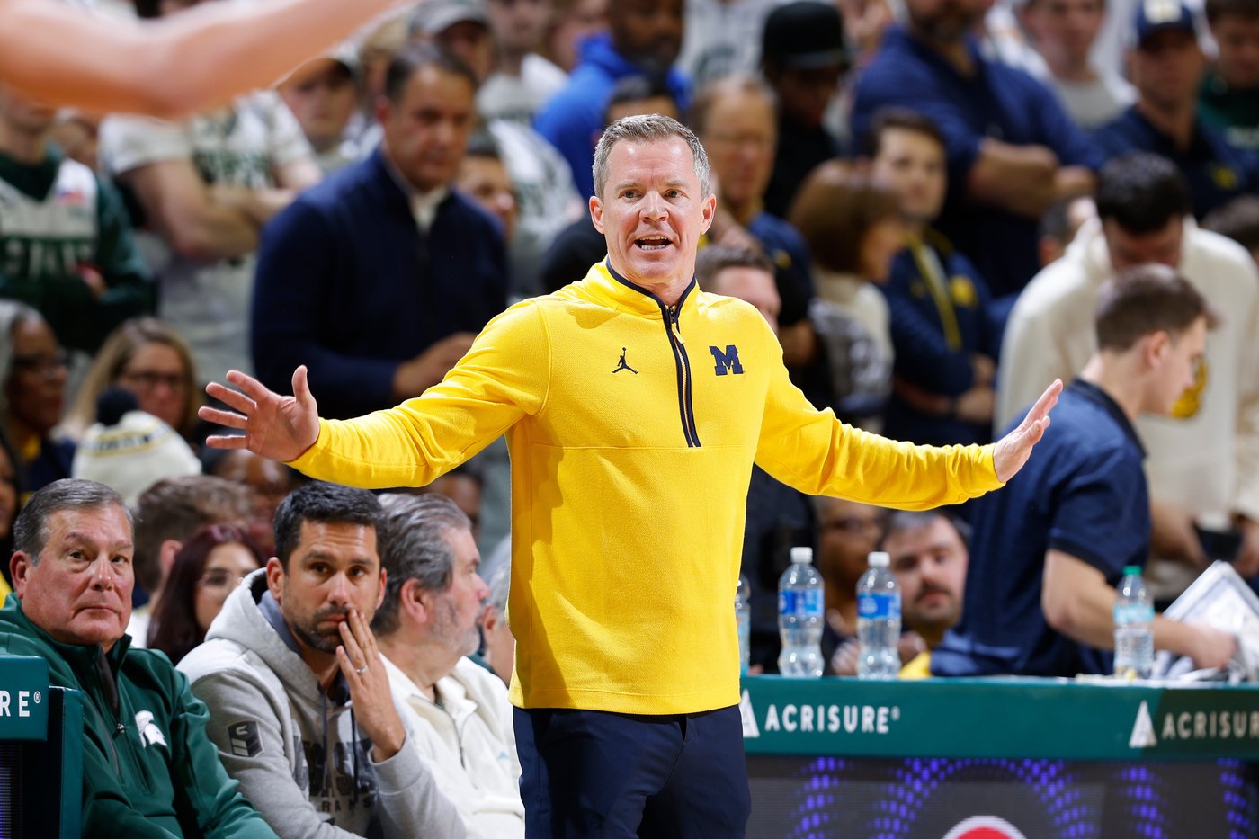 No. 3 Michigan beats No. 7 Michigan State 83-71, takes sole possession of 1st place in Big Ten | iNFOnews.ca