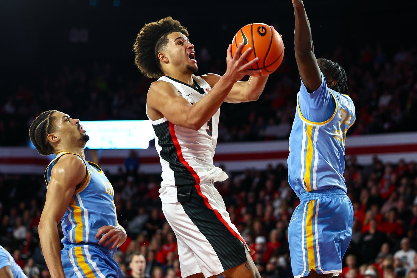 No. 23 Georgia rallies in the 2nd half to beat Long Island University 89-74 | iNFOnews.ca