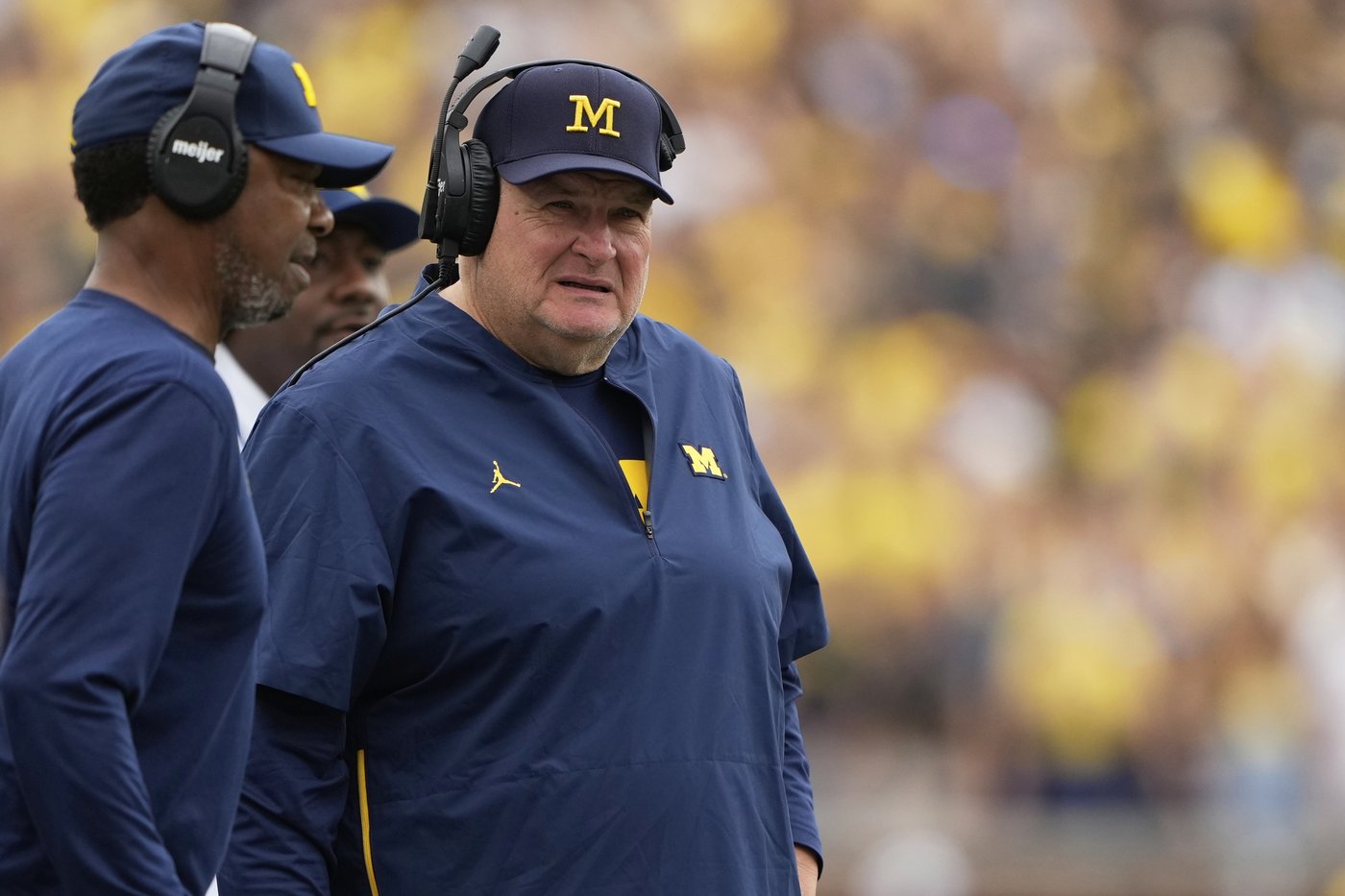 Bryce Underwood and No. 23 Michigan bounce back, beating Central Michigan 63-3 after Oklahoma loss | iNFOnews.ca