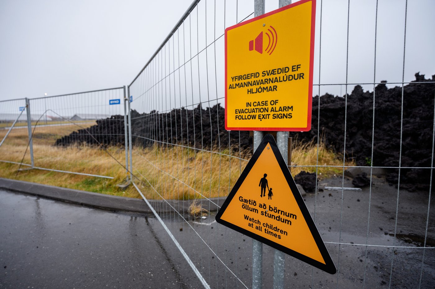 In Iceland, a town still shaken by volcanic eruptions tries to recover | iNFOnews.ca In Iceland, a town still shaken by volcanic eruptions tries to recover | iNFOnews.ca