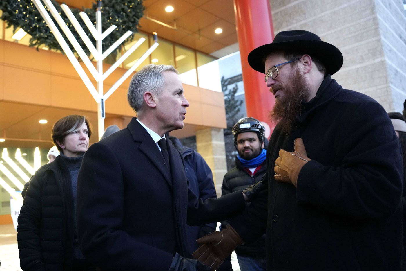 Canadian politicians, community groups share support after Australia Hannukah attack | iNFOnews.ca Canadian politicians, community groups share support after Australia Hannukah attack | iNFOnews.ca