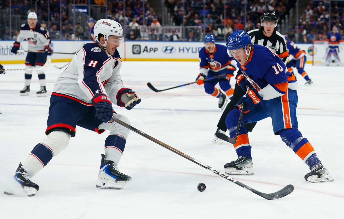 Flames defenceman Rasmus Andersson named NHL's first star of the week | iNFOnews.ca