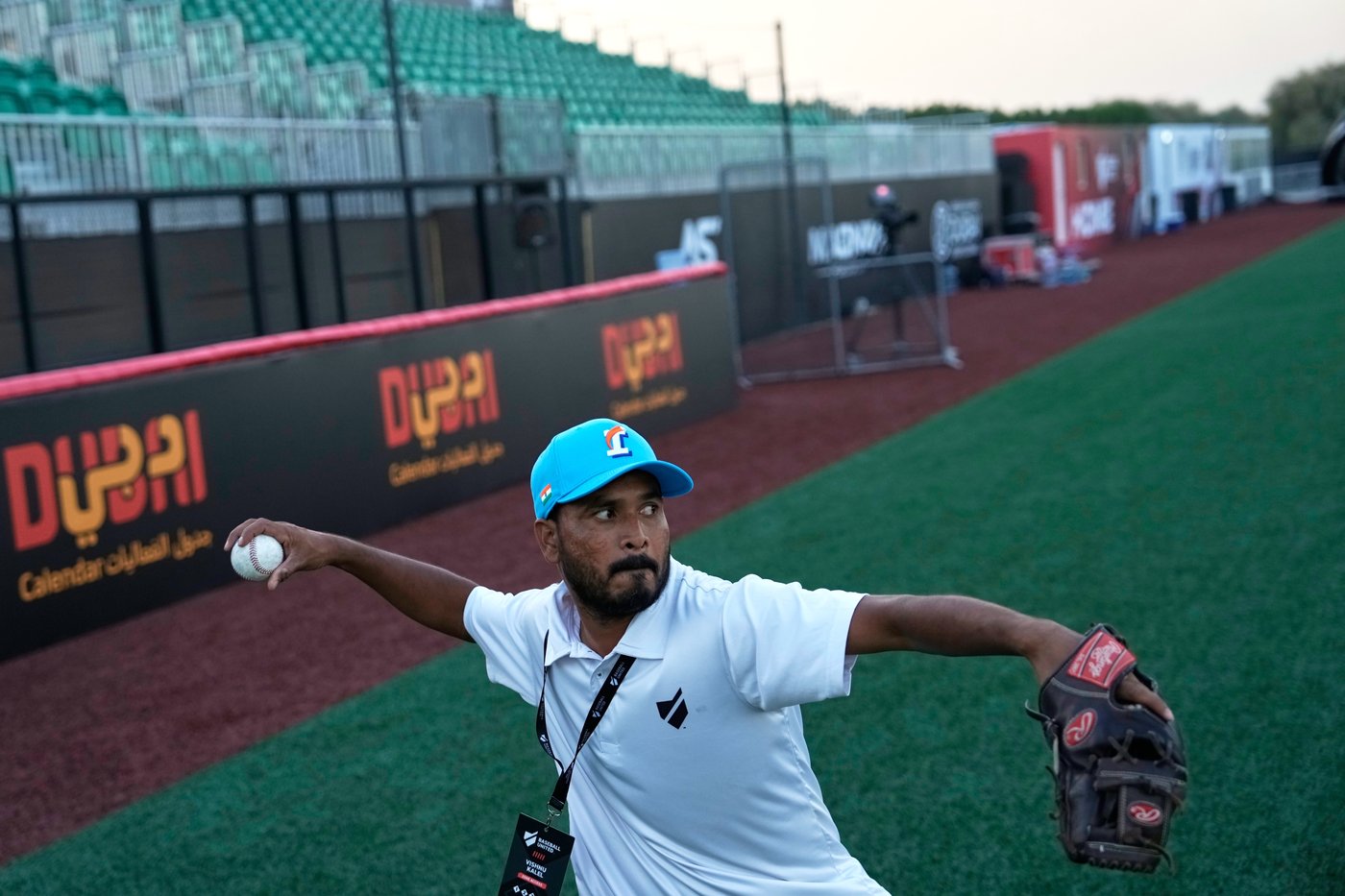 The Dune of Dreams: Upstart league Baseball United hosts inaugural game in Dubai with its own rules | iNFOnews.ca