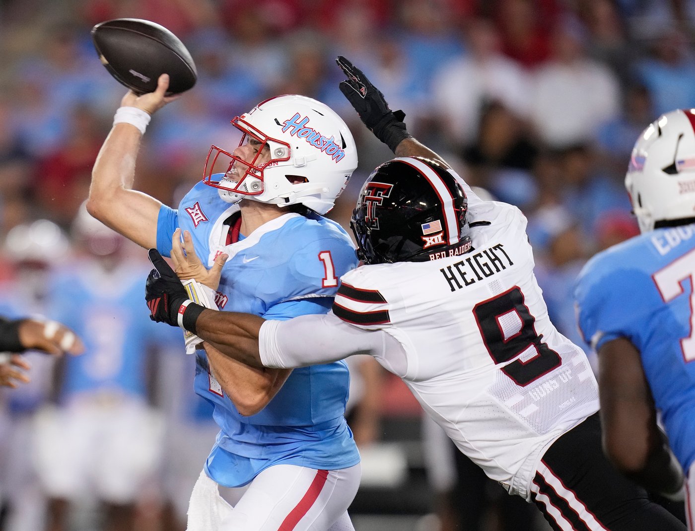 No. 11 Texas Tech dominates Houston 35-11 to improve to 5-0 | iNFOnews.ca No. 11 Texas Tech dominates Houston 35-11 to improve to 5-0 | iNFOnews.ca