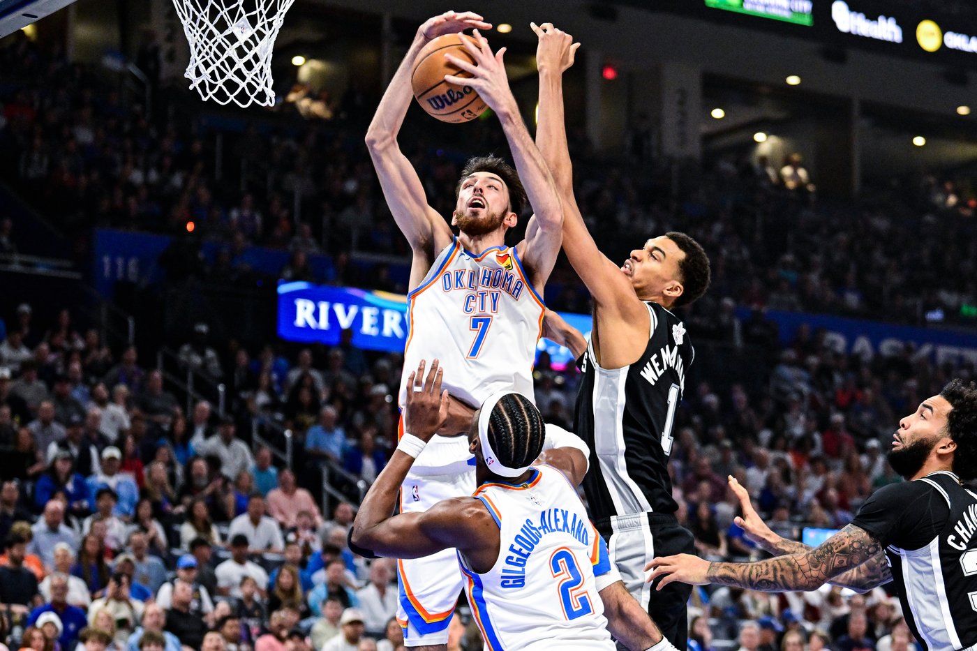 Spurs beat Thunder 117-102 for 3rd win over defending NBA champs in 2 weeks | iNFOnews.ca