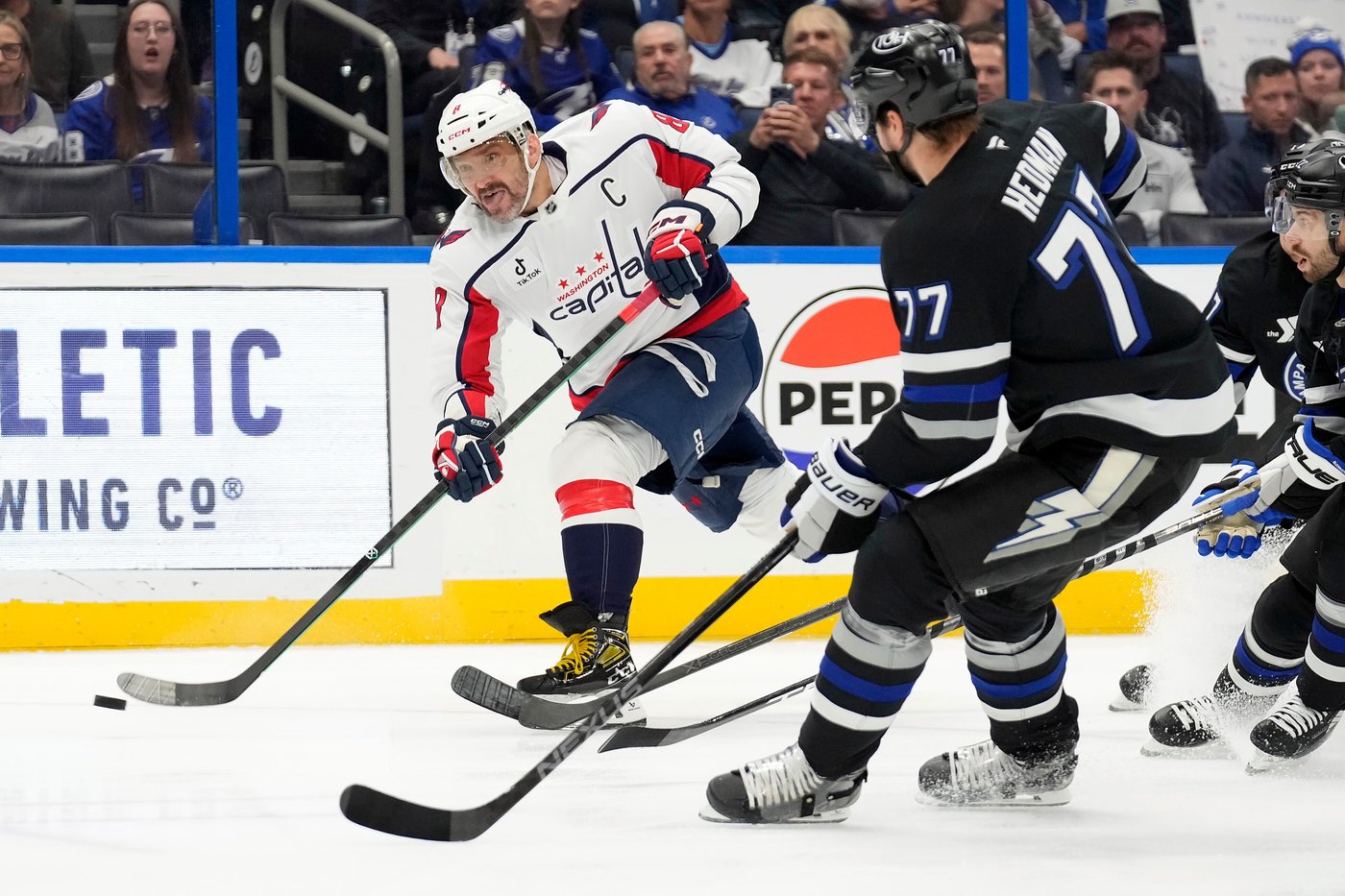 Hagel lifts surging Lightning to 3-2 win over Capitals | iNFOnews.ca Hagel lifts surging Lightning to 3-2 win over Capitals | iNFOnews.ca