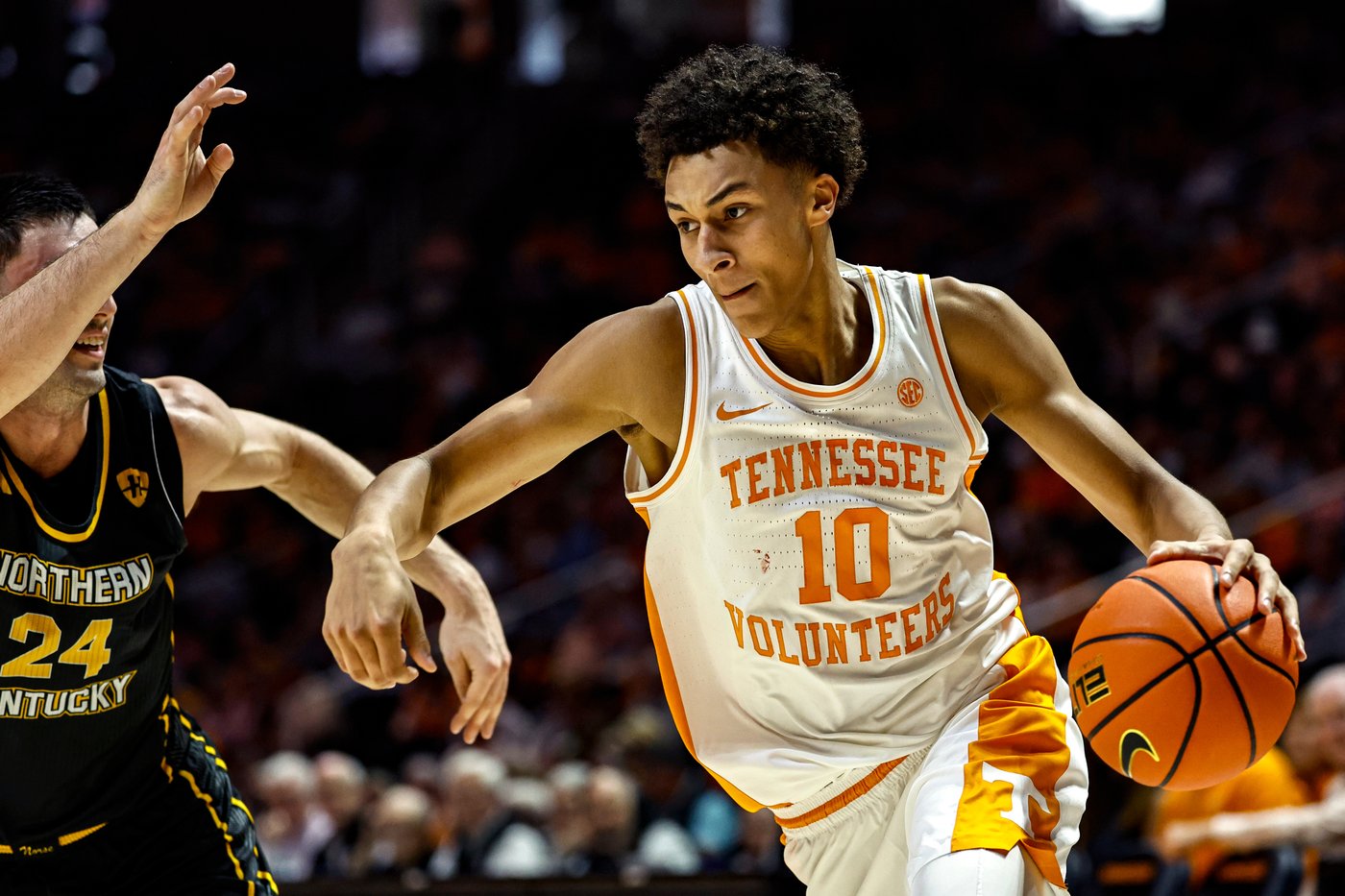 Nate Ament scores 23 to lead No. 18 Tennessee over Northern Kentucky, 95-56 | iNFOnews.ca
