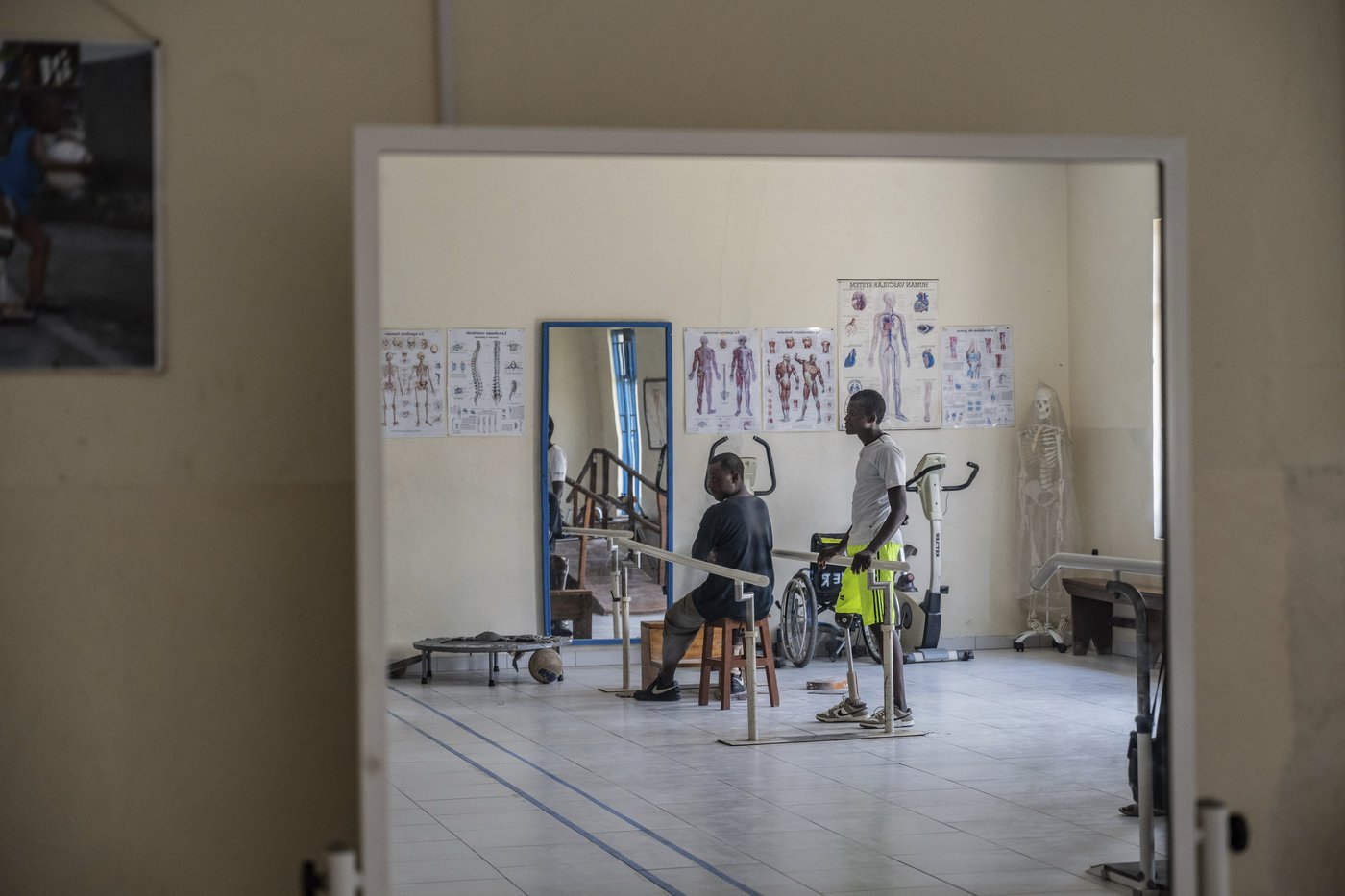 Photos of an orthopedic center in Congo that helps amputees regain mobility | iNFOnews.ca