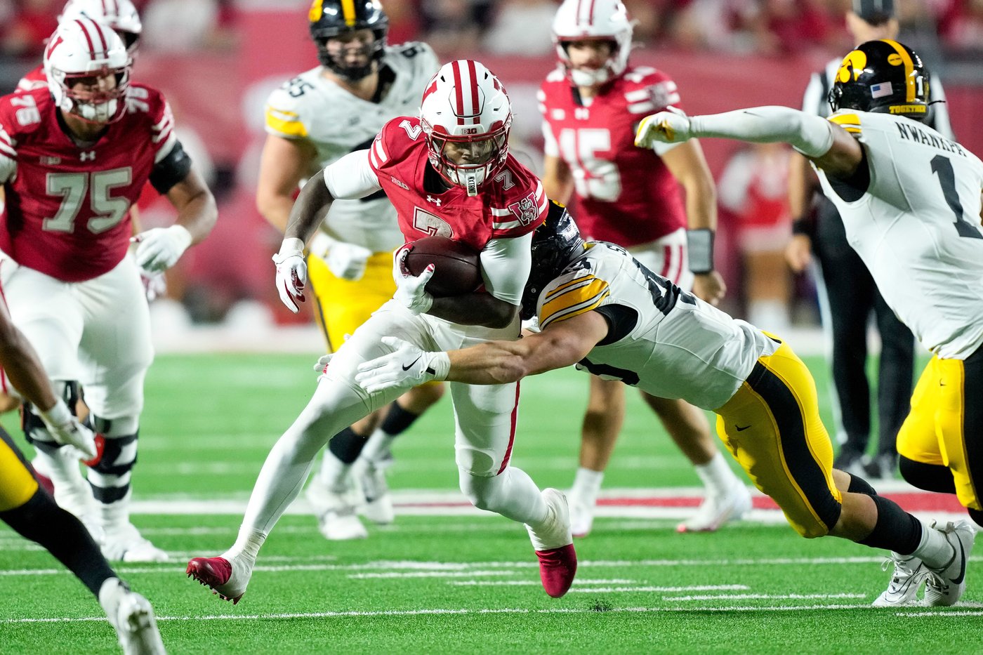 Badgers coach Luke Fickell facing plenty of heat as No. 1 Ohio State heads to Wisconsin | iNFOnews.ca Badgers coach Luke Fickell facing plenty of heat as No. 1 Ohio State heads to Wisconsin | iNFOnews.ca