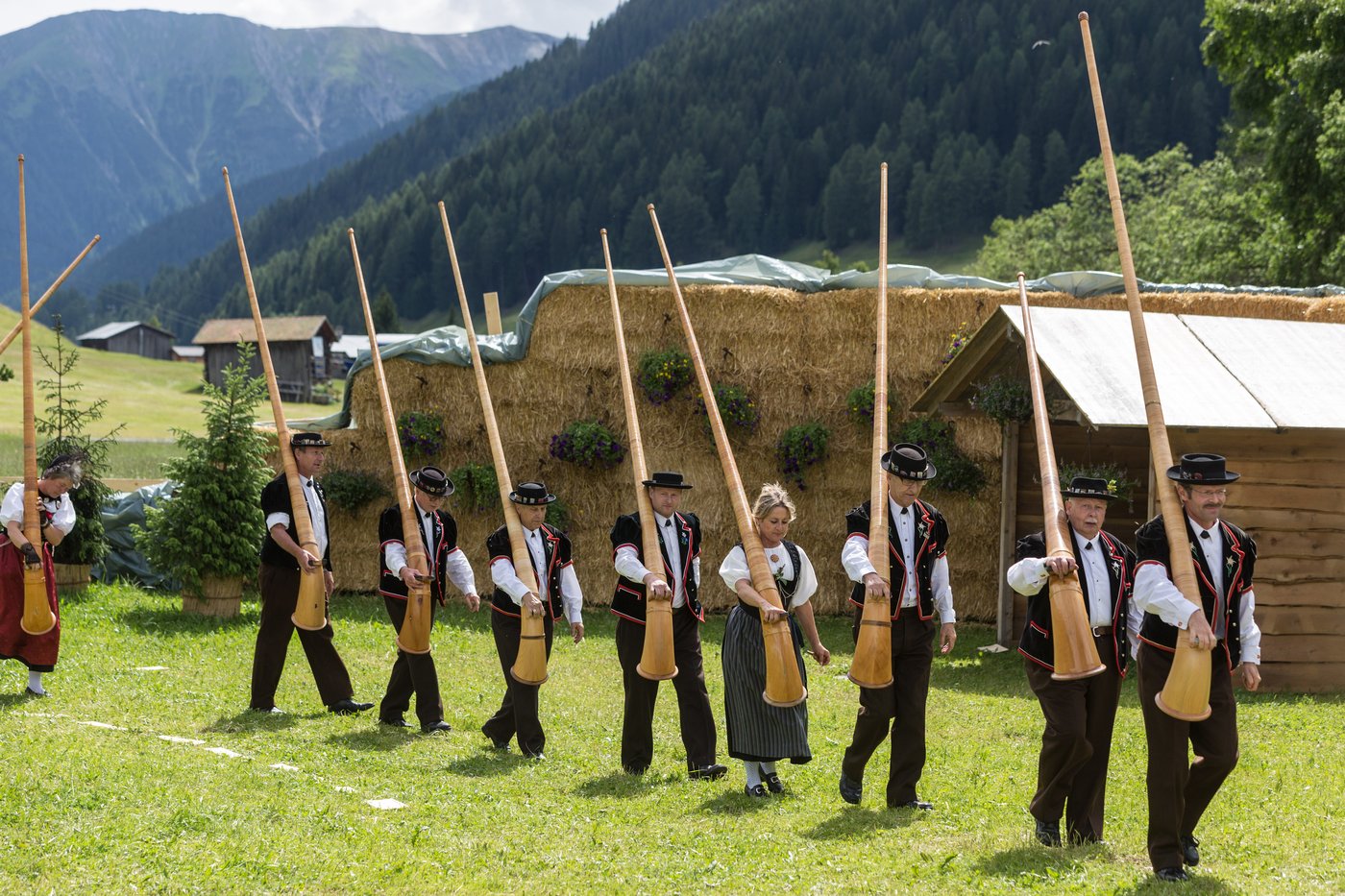 UNESCO gives a shout-out to Switzerland's yodeling by adding it to list of cultural heritage | iNFOnews.ca UNESCO gives a shout-out to Switzerland's yodeling by adding it to list of cultural heritage | iNFOnews.ca