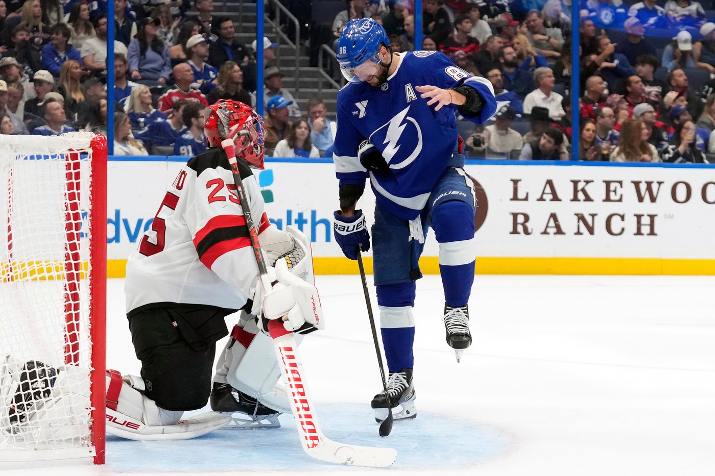 Guentzel gets 8th career hat trick as Lightning beat Devils 5-1 | iNFOnews.ca
