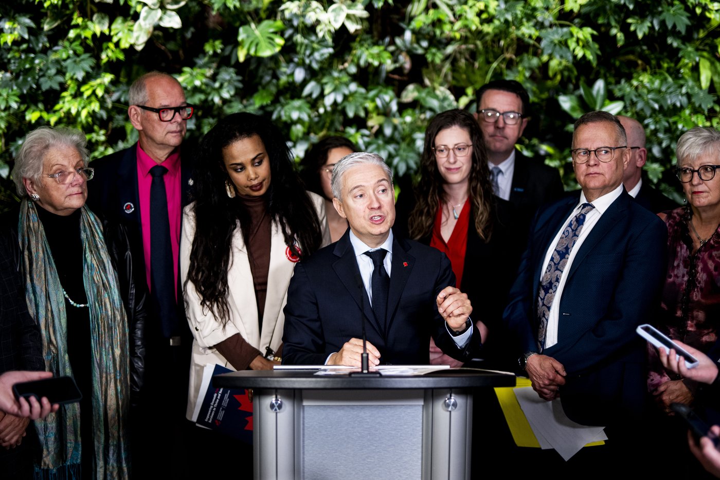 Liberals say anti-fraud measures to protect bank customers coming with federal budget | iNFOnews.ca