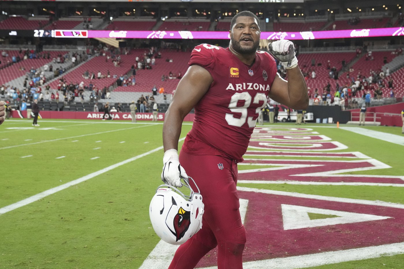 Calais Campbell's sack with 26 seconds left secures Cardinals' 27-22 win after Carolina comeback try | iNFOnews.ca
